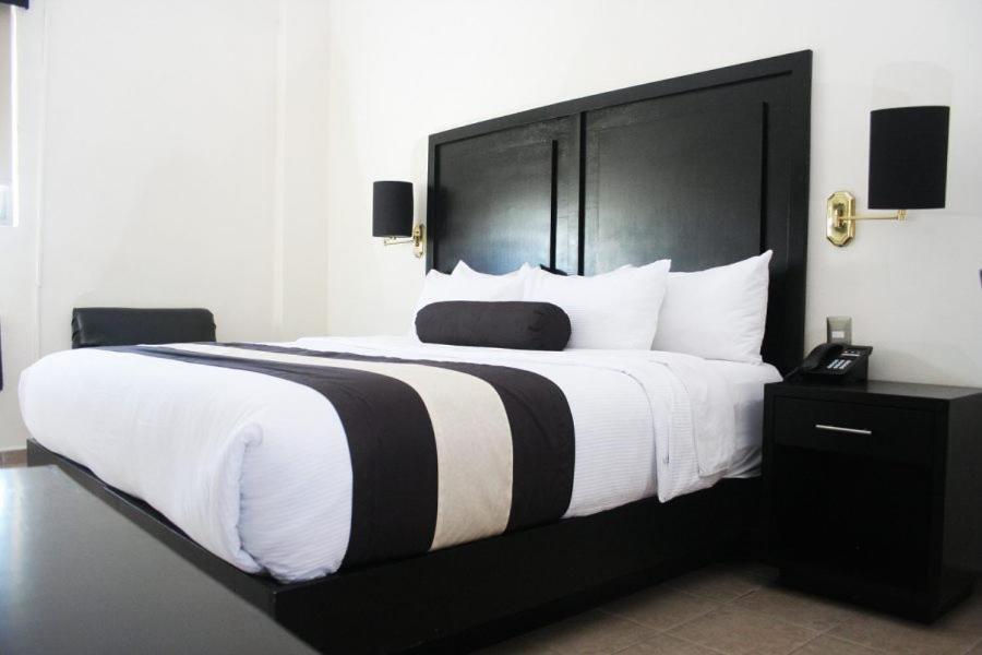 Hotel El Camino Inn & Suites Reynosa Luaran gambar