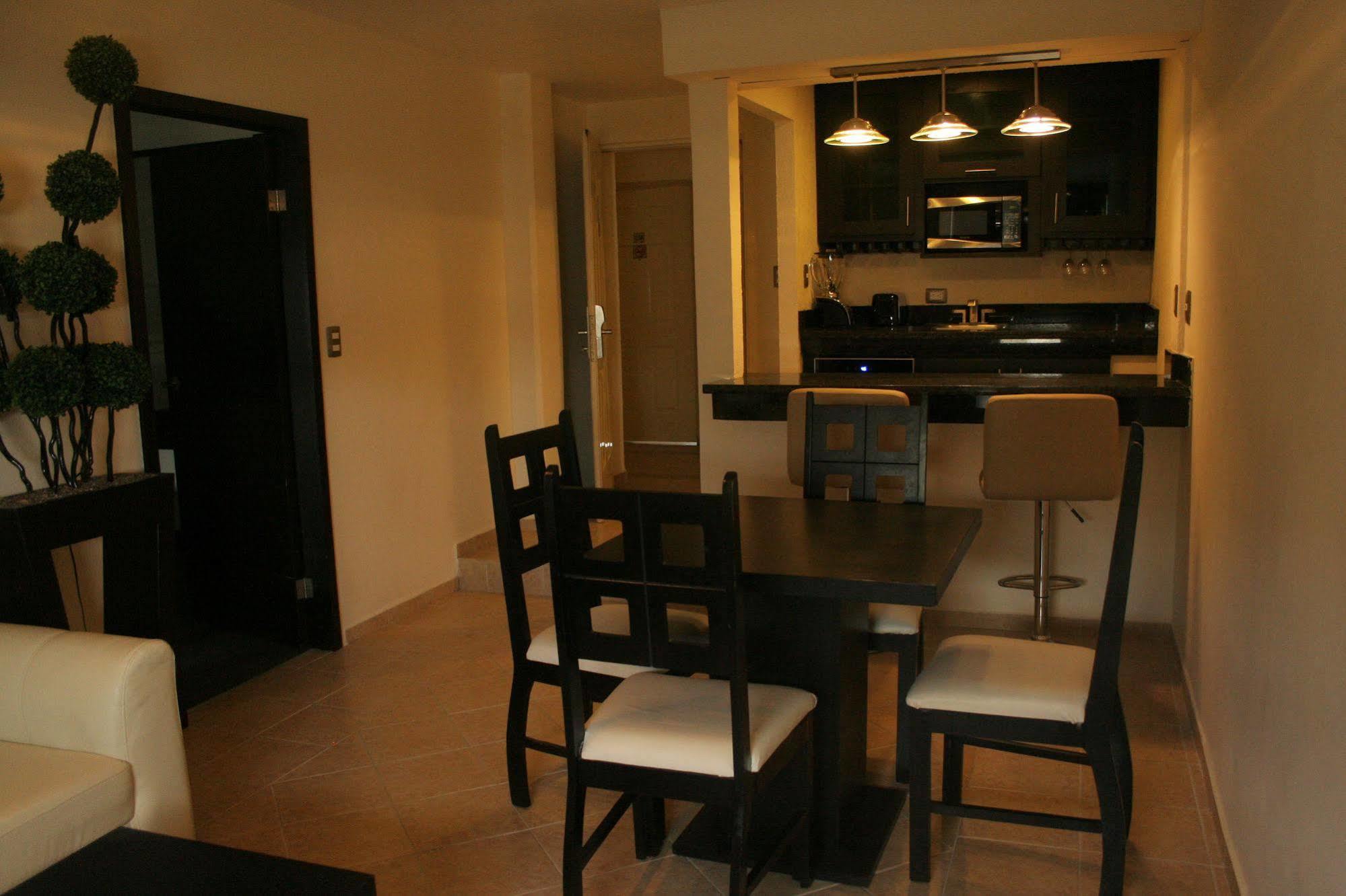 Hotel El Camino Inn & Suites Reynosa Luaran gambar