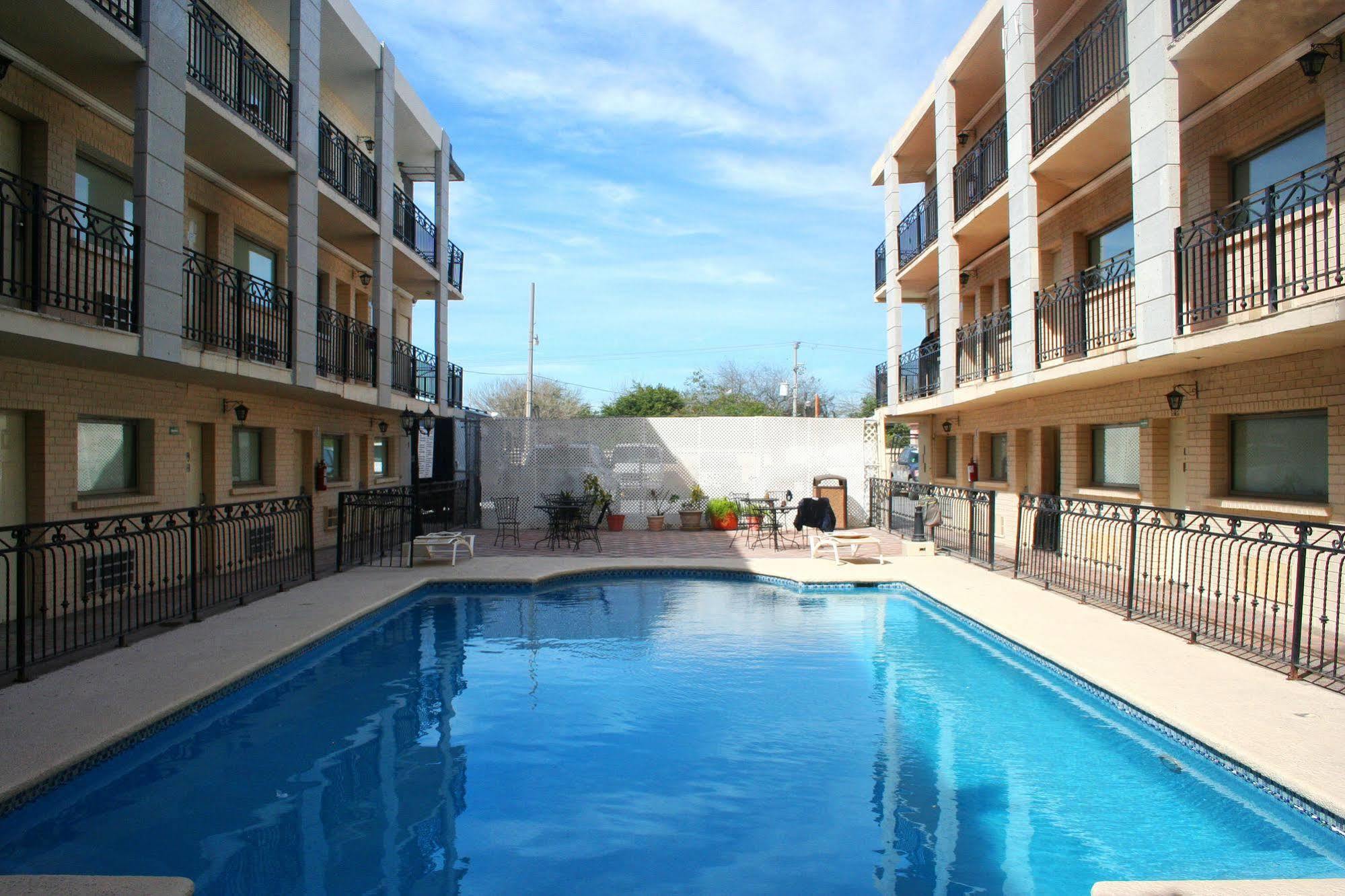 Hotel El Camino Inn & Suites Reynosa Luaran gambar
