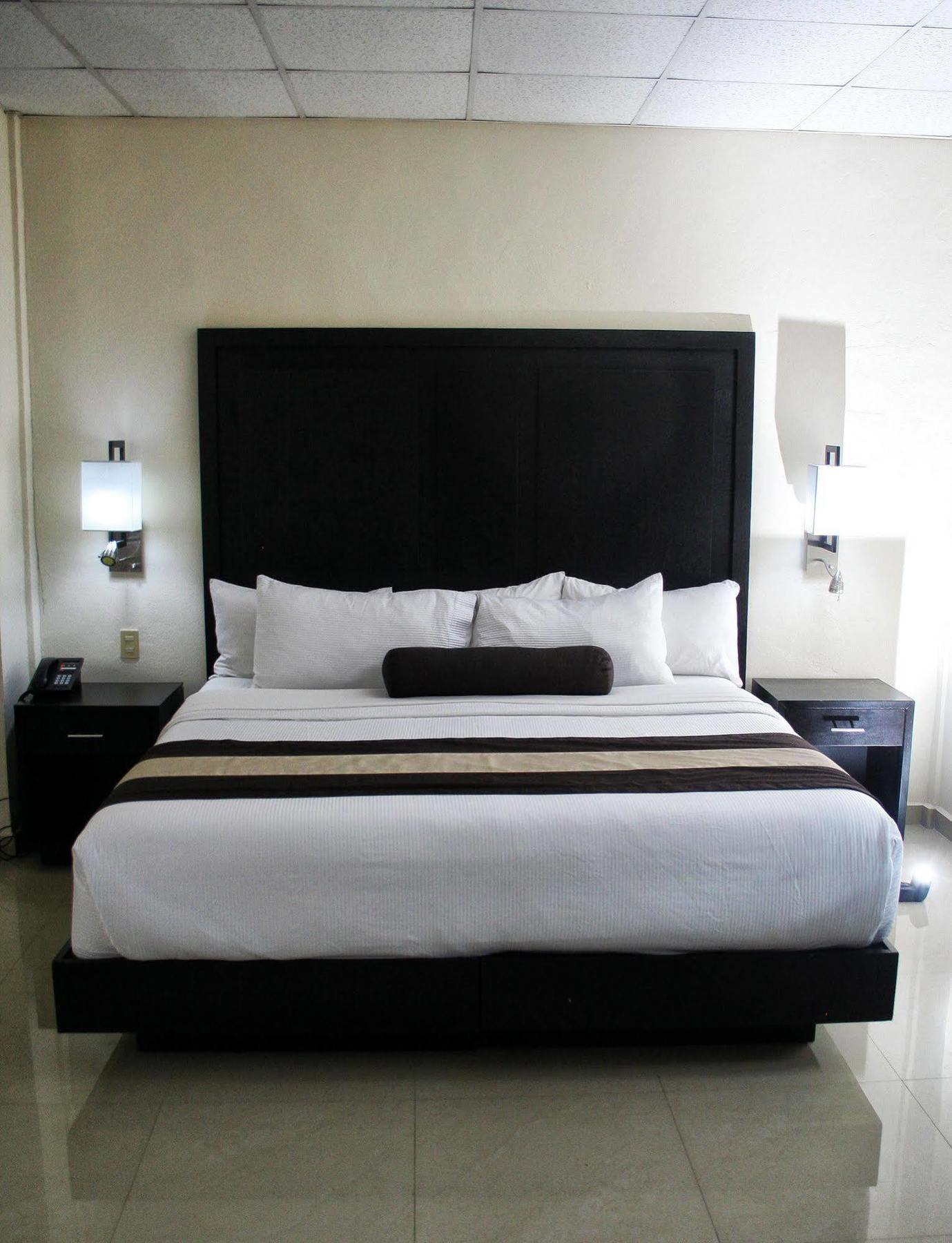 Hotel El Camino Inn & Suites Reynosa Luaran gambar
